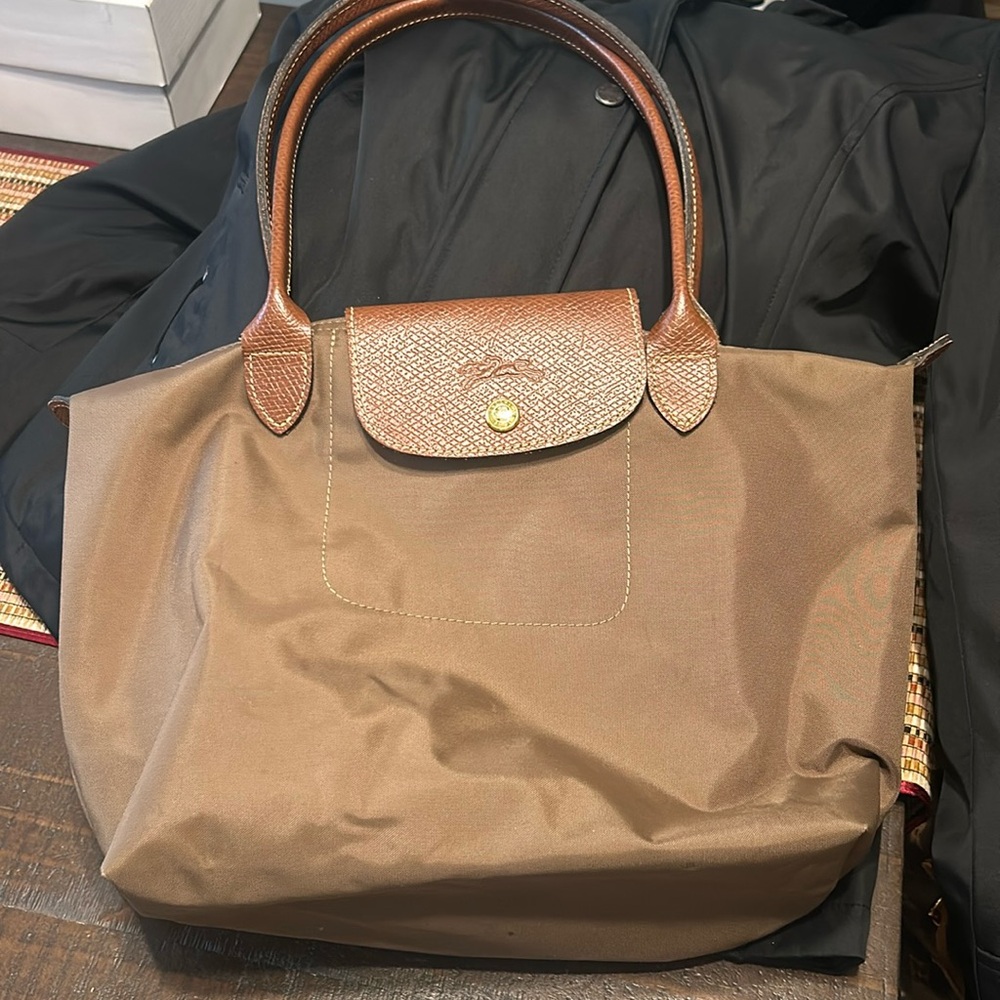 Olive green longchamp tote